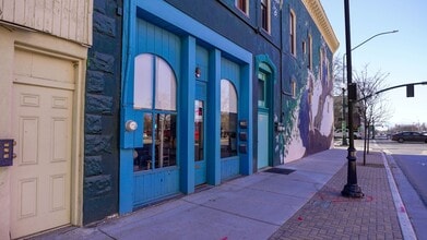 Building Photo - 40 N Freedom Blvd