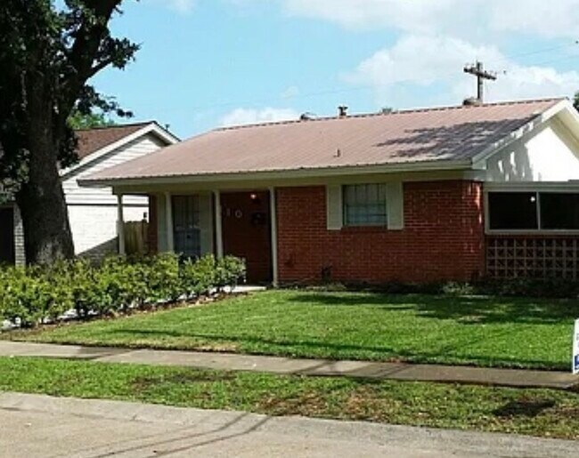 Building Photo - 1101 Ellen Dr