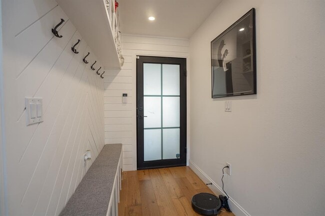 Foto del edificio - 12225 Wallingstone Ln