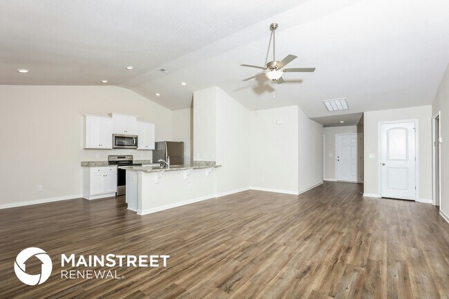 Building Photo - 305 Brisk Dr