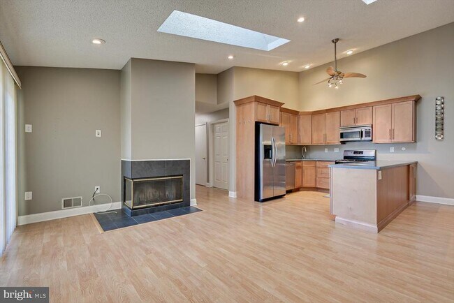 Foto del edificio - 268 Kempsey Dr