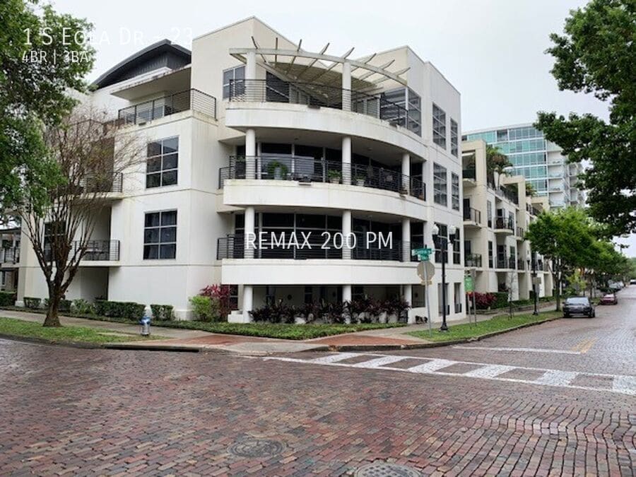 Primary Photo - 1 S Eola Dr