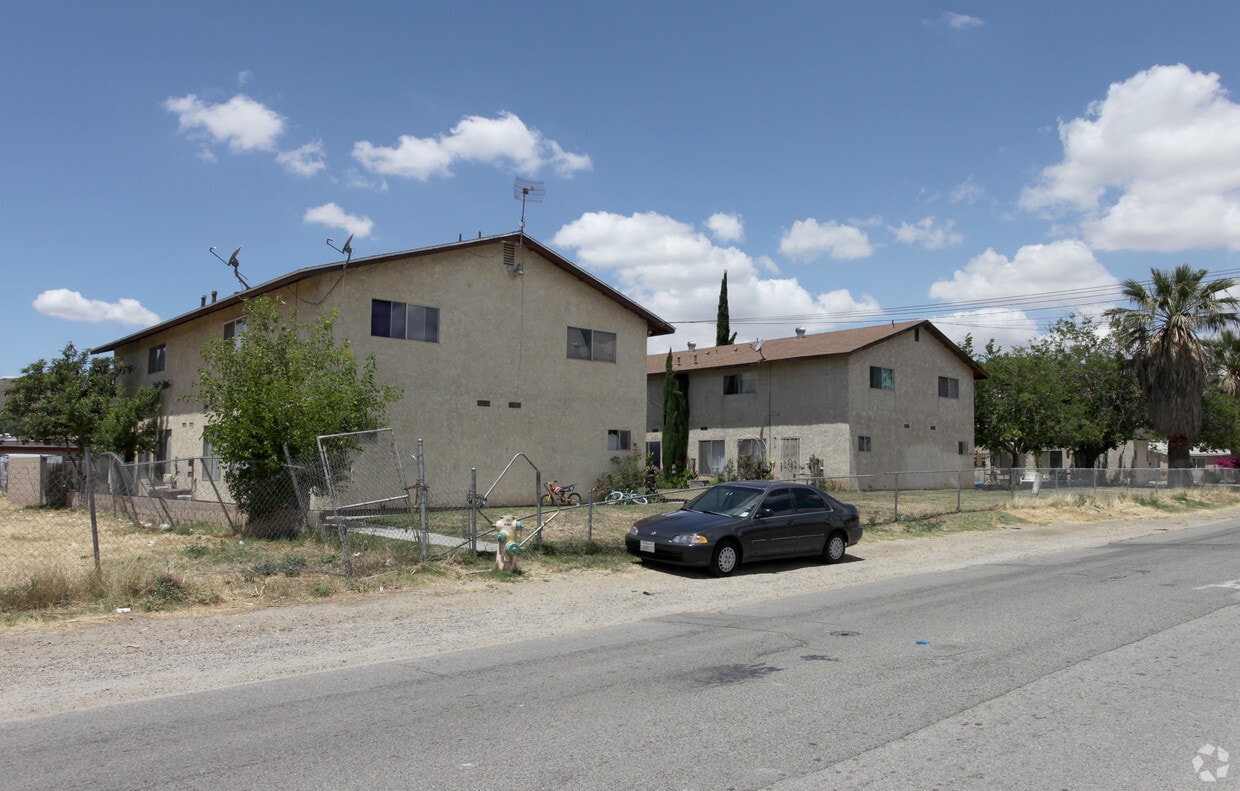 Building Photo - 4880 Mitchell Ave