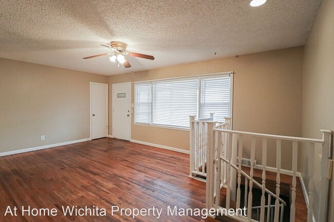 Building Photo - 3 br, 1 bath House - 5915 East Rockwood Road