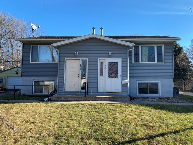 Foto del edificio - 4302 22nd Ave NW