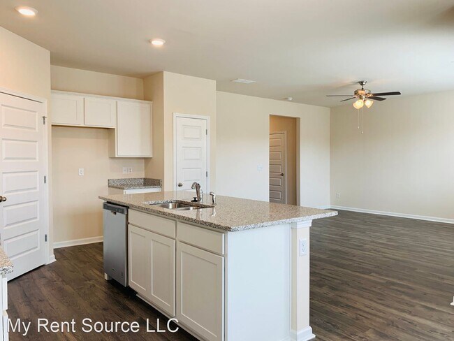 Foto del edificio - 3 br, 2.5 bath House - 49 Lauritsen Way