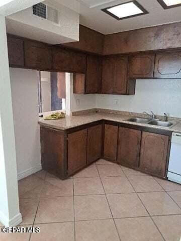 Building Photo - 1815 Villa Santos Cir