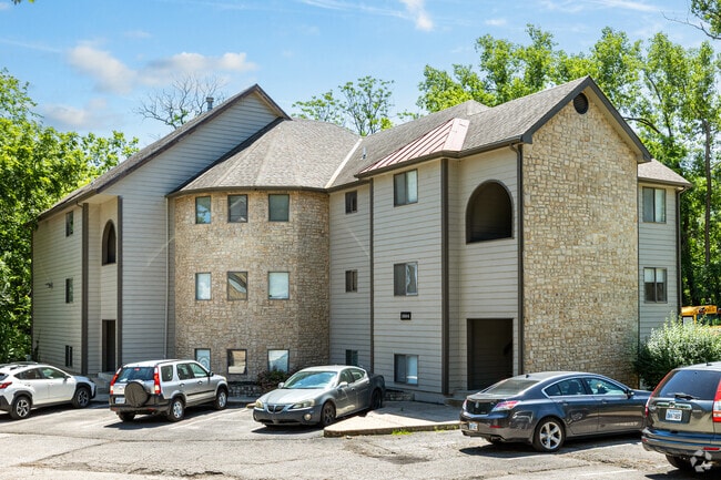 Building Photo - Briarstone