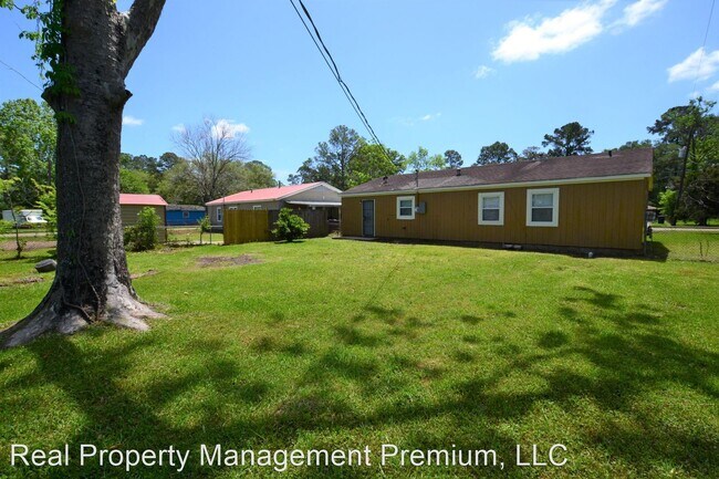 Building Photo - 3 br, 1 bath House - 6755 Merrydale Ave