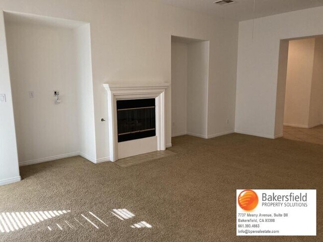 Building Photo - 4804 Aviara Dr