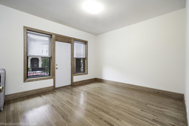 Building Photo - 1165 E 54th St