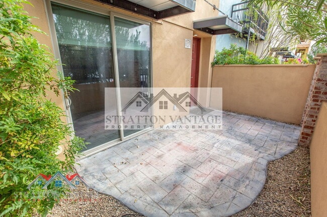 Foto del edificio - 1406 W Main St