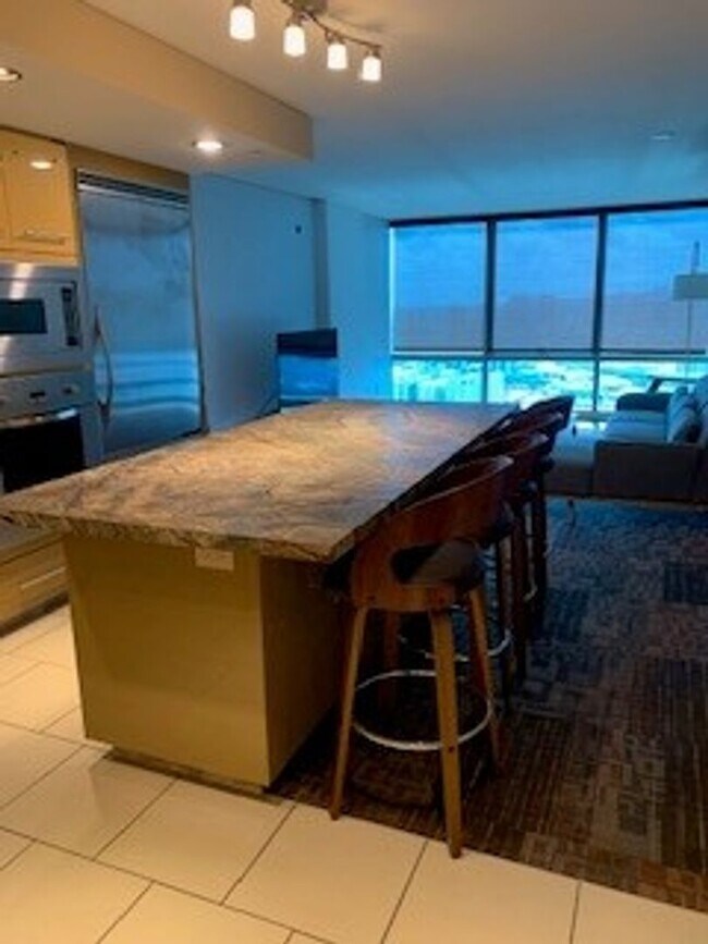 Foto del edificio - Capitol Place