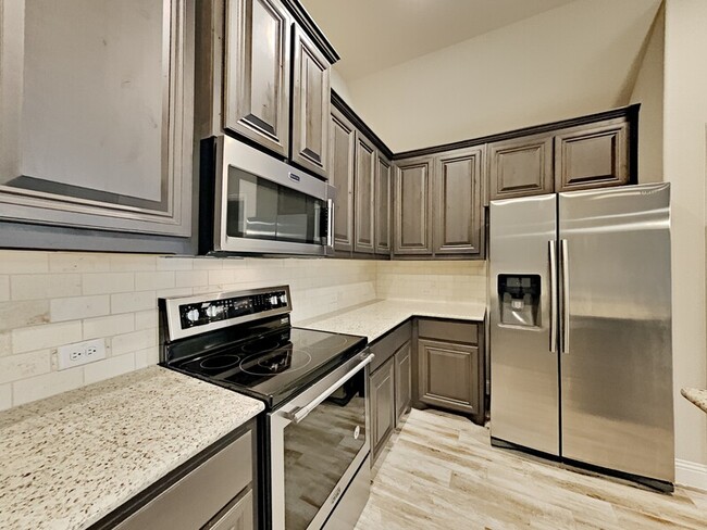 Building Photo - 11848 Carlin Dr