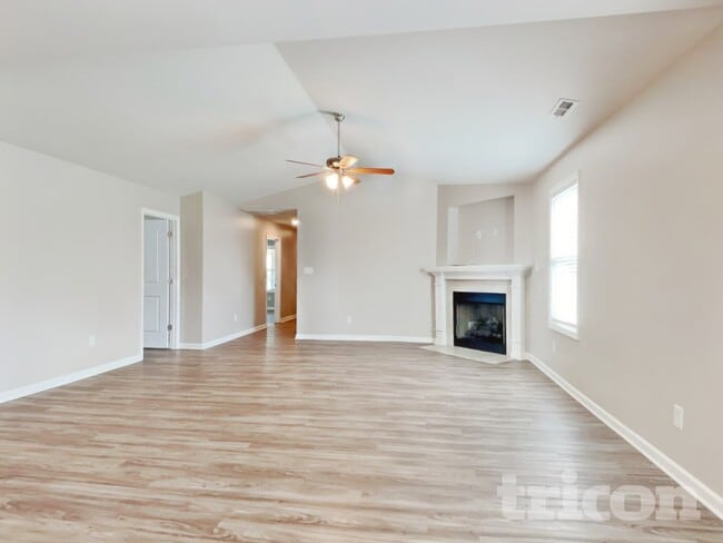 Foto del edificio - 132 Winter Red Wy