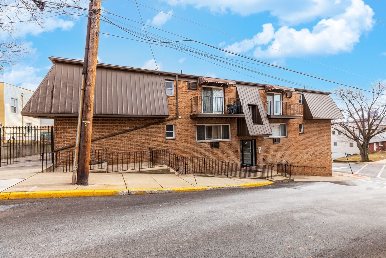 154 Rothwell Ave, Cliffside Park, NJ 07010 Apartments Cliffside Park