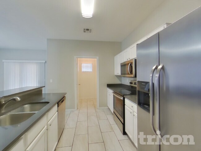 Foto del edificio - 442 E Cheyenne Rd