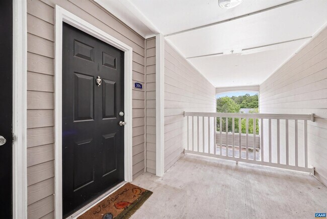 Building Photo - 122 Yellowstone Dr