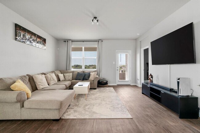 Foto del edificio - 212 Apache Plum Dr