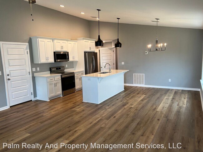 Building Photo - 3 br, 2 bath House - 412 Raven Lane