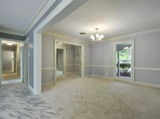 Building Photo - 4508 Kendall Ave