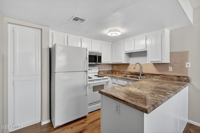 Foto del edificio - 23rd Avenue