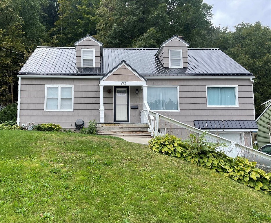 Primary Photo - 412 Lyndale Dr