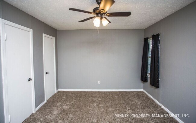 Foto del edificio - 4611 33rd St