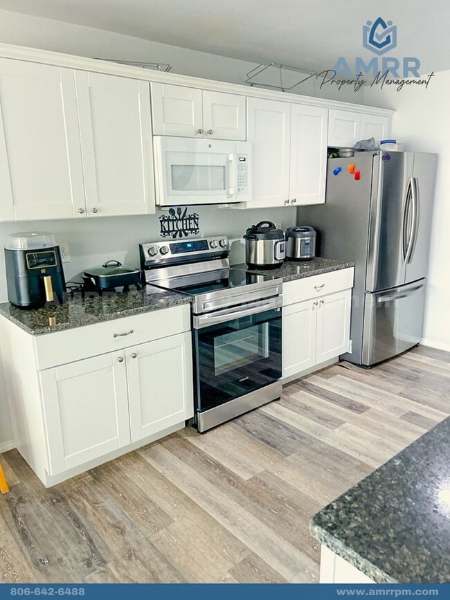 Building Photo - Charming 3-Bedroom House – Your Dream Home...
