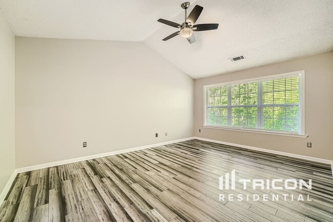 Photo - 4880 Bankside Way House