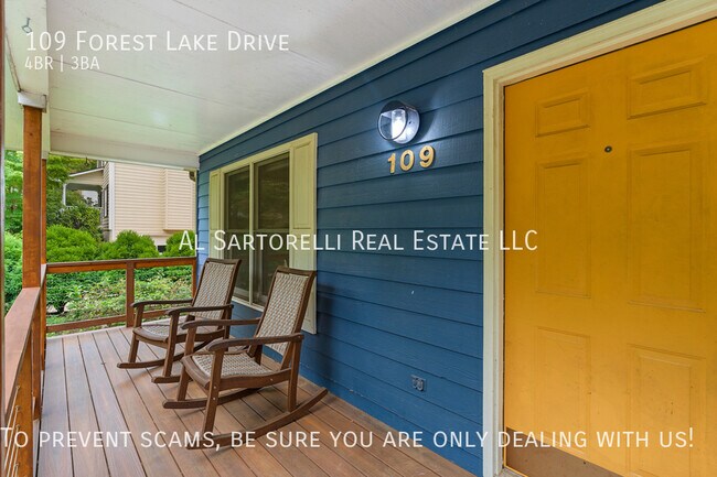 Building Photo - 4 Bedroom 3 Bath in Fantastic Forest Lake ...