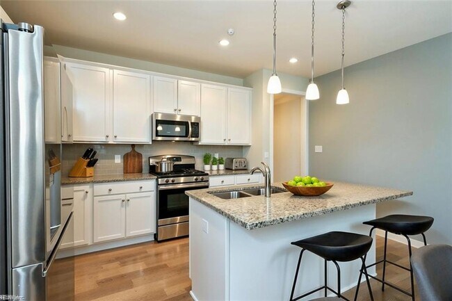 Foto del edificio - Williamsburg Condo