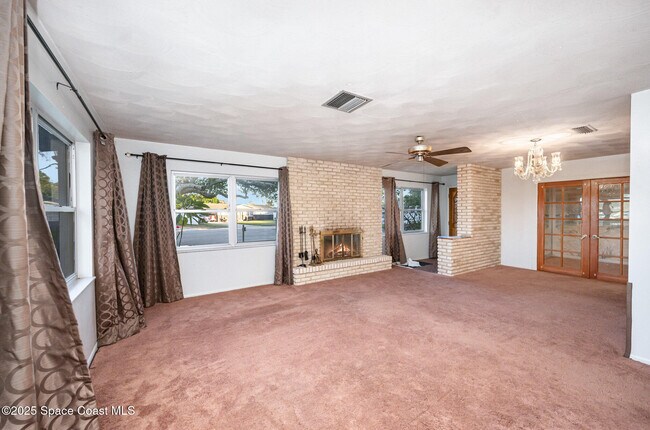 Foto del edificio - 4320 Beacon Ave