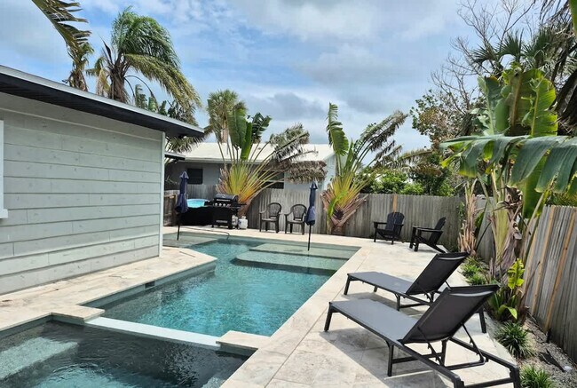 Foto del edificio - 613 Fern St