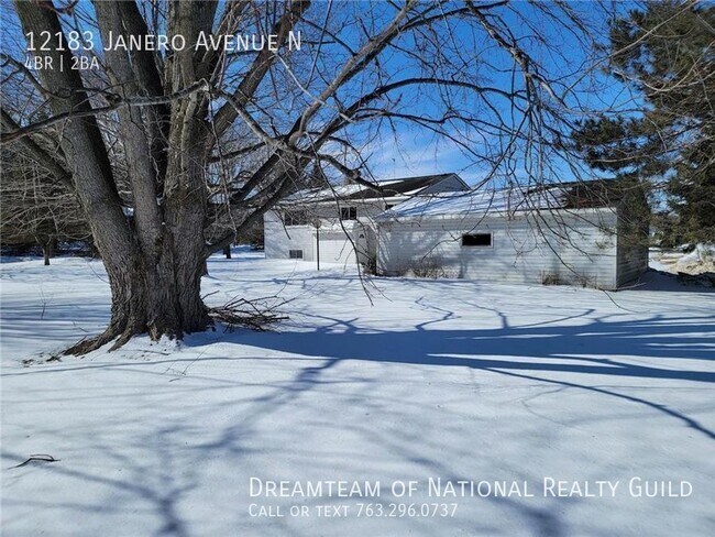 Building Photo - Pet Friendly, Single Family Home Available...