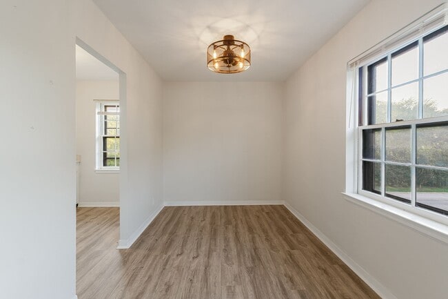 Building Photo - 4204 N Olsen Ave