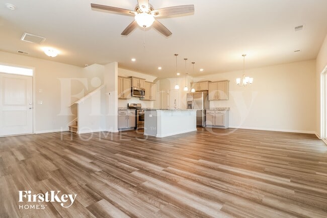 Foto del edificio - 591 Wayton Cir