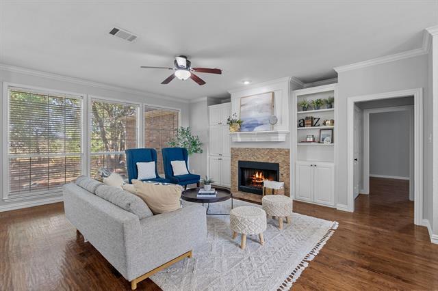 Building Photo - 300 Silverwood Cir