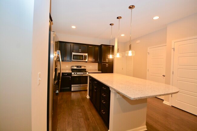 Foto del edificio - 960 Station Blvd