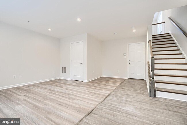 Foto del edificio - 3017 Duvall Ridge Rd