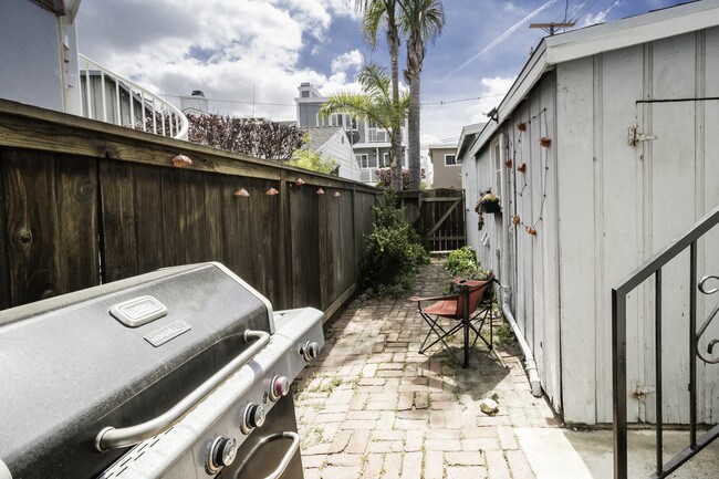 Brick patio - 318 3rd St