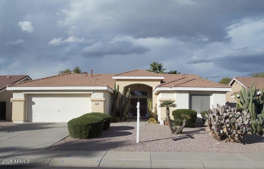 Foto principal - 836 W Cooley Dr