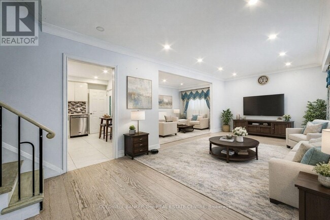 Building Photo - 20 Rossander Ct