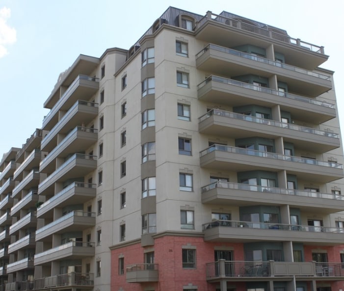 Building Photo - Victoria Park Place II