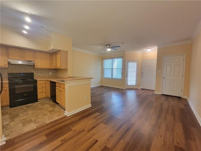 Foto del edificio - 245 Amal Dr SW