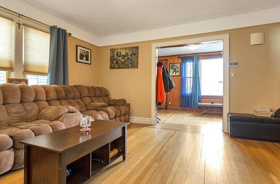 Foto principal - 753 Logan Ave