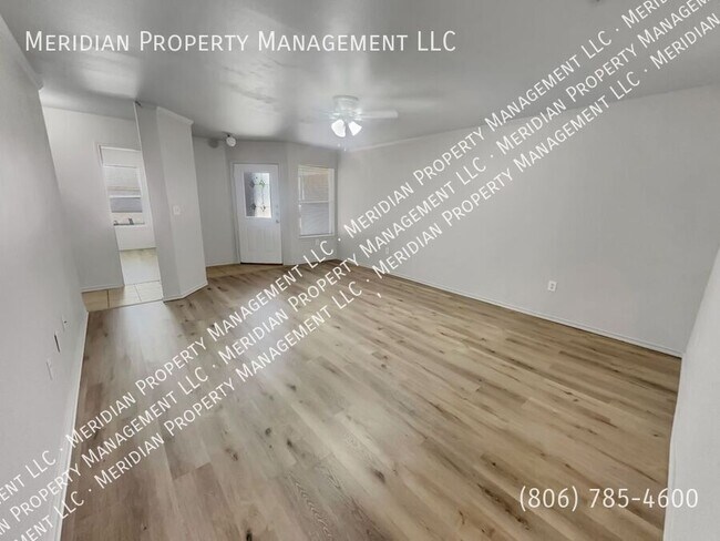 Building Photo - 515 N Brentwood-A