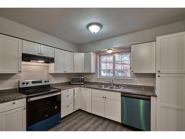 Foto del edificio - 922 Hoover Village Dr