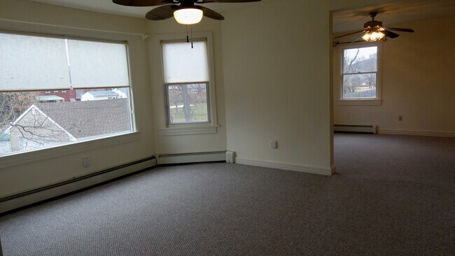 Foto del edificio - 204 Conklintown Rd