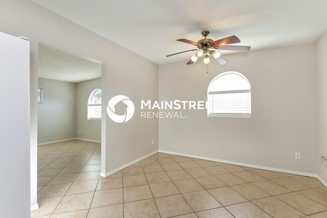 Foto del edificio - 3 Bedroom Pet-Friendly Home in TUCSON, AZ ...
